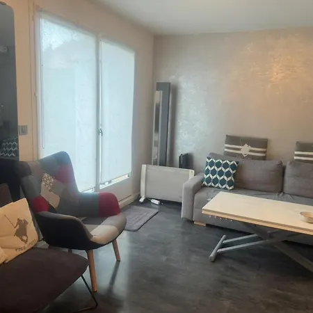 Sevigne 6p 2ch G Terrace Pool Tennis Διαμέρισμα