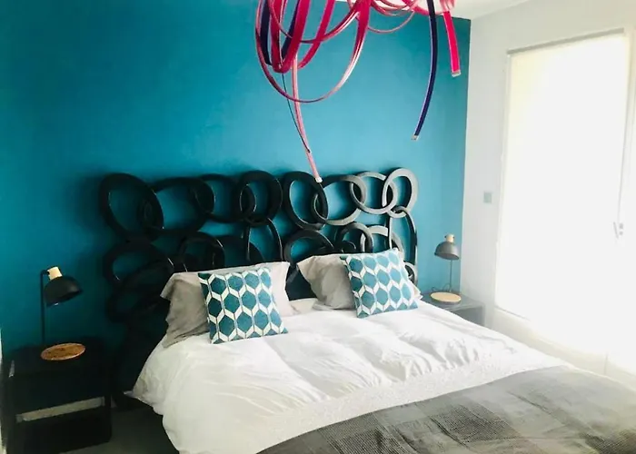 Διαμέρισμα Sevigne 6p 2ch G Terrace Pool Tennis *