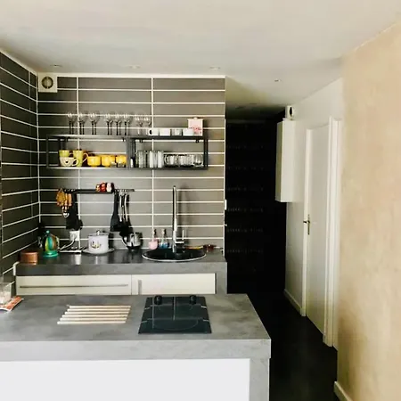 Sevigne 6p 2ch G Terrace Pool Tennis